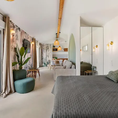 La Casa Oliva Location à Avec Terrasse Jardin&climatisation Hébergement de vacances